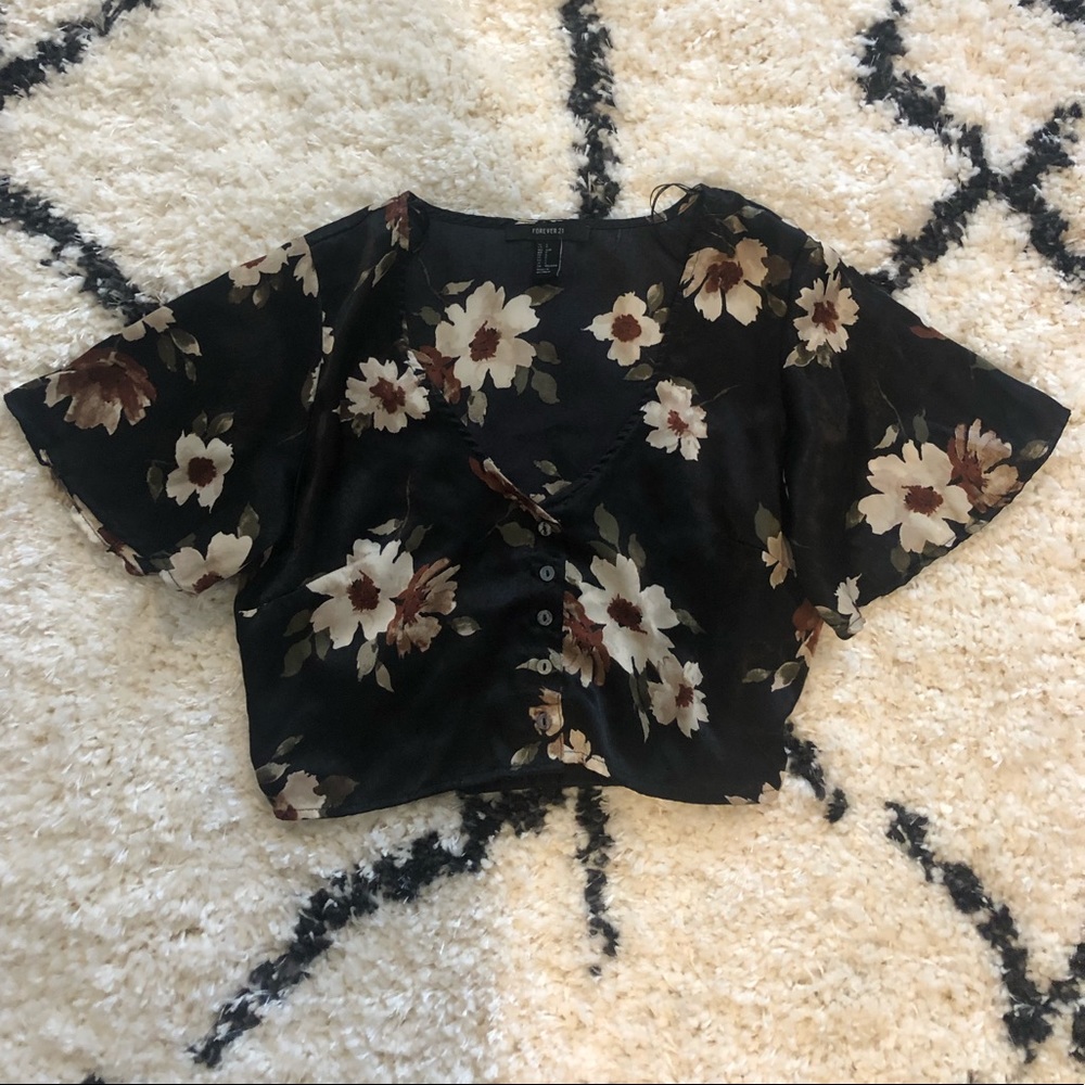 FLORAL BLACK SATIN CROP TOP